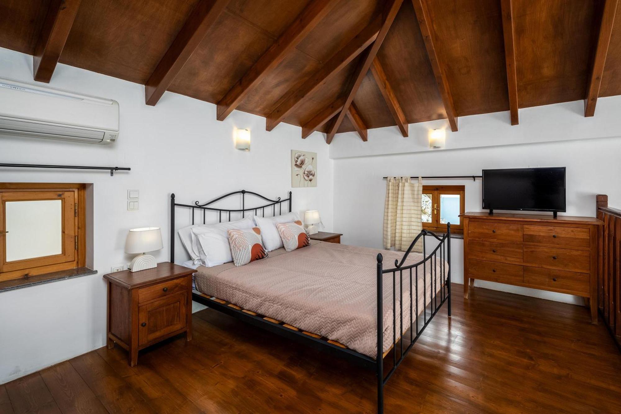 Over The Sea Apartments Сімі Екстер'єр фото